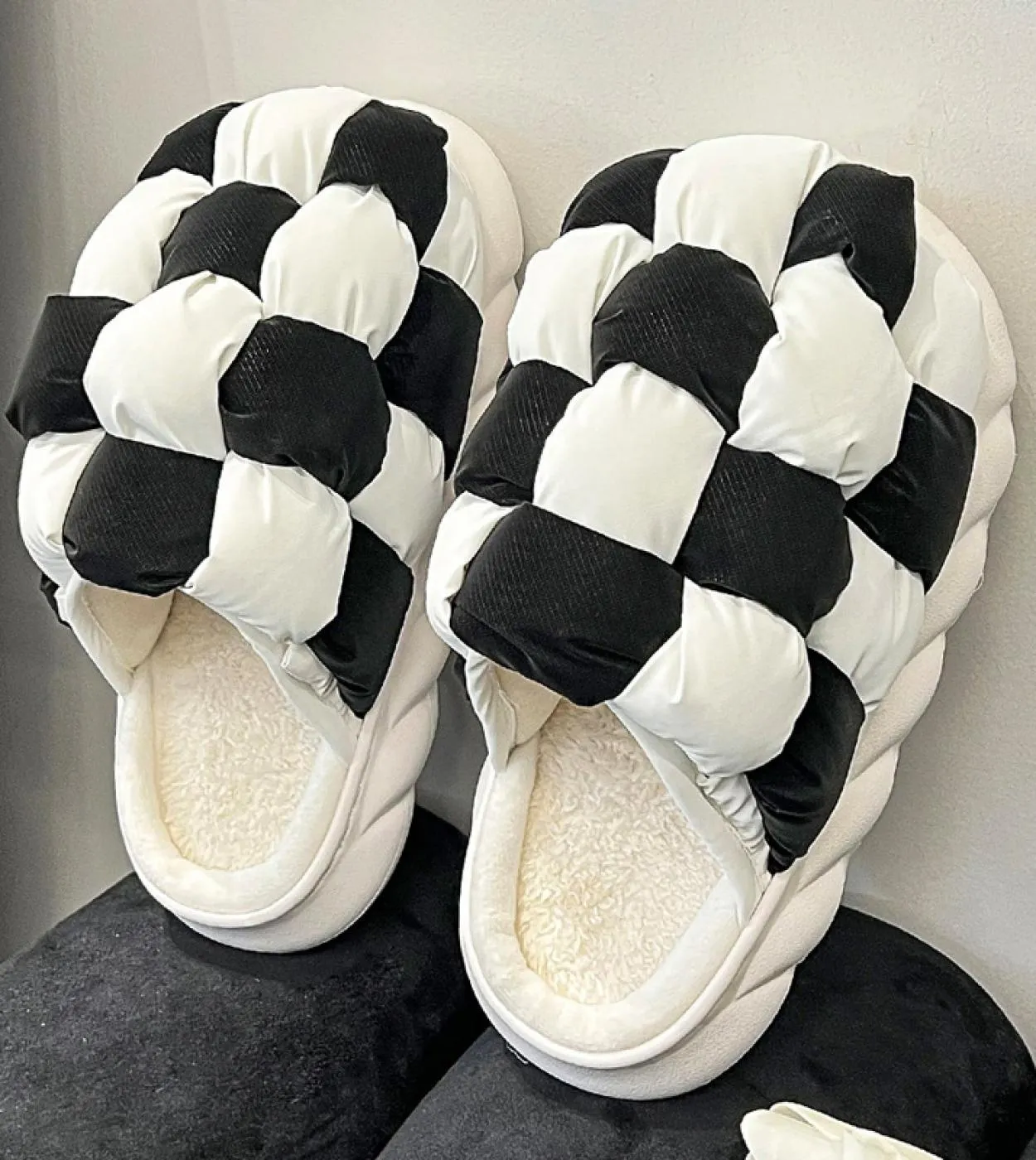 2022 Pantofole in cotone con fondo spesso invernale nuove Moda Scacchiera Home Indoor Uomo e donna Coppia Velluto Cotone caldo S